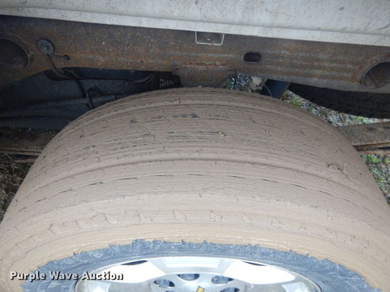 image for item GK9073 2011 Chevrolet Silverado 1500  Crew Cab pickup truck