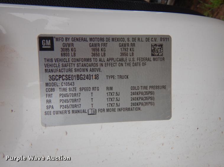 image for item GK9073 2011 Chevrolet Silverado 1500  Crew Cab pickup truck