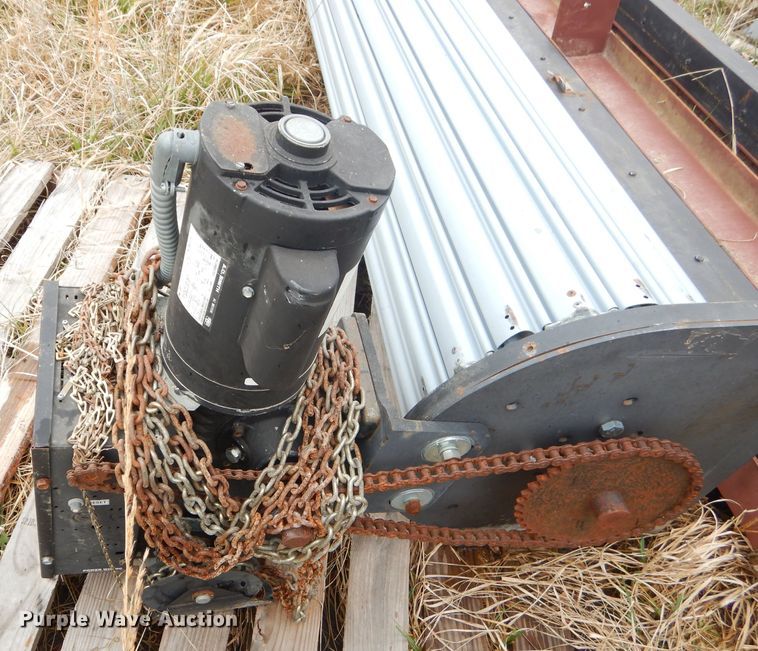 image for item GN9229 Liftmaster roll-up door