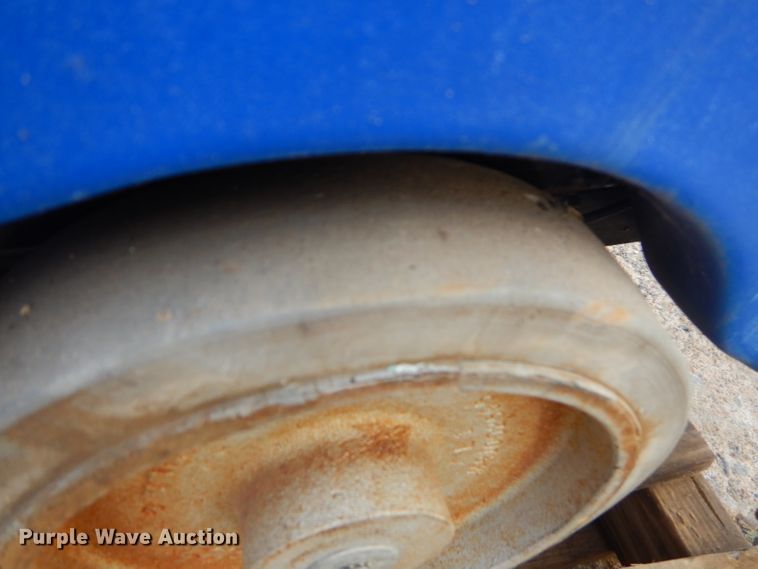 image for item GN9237 Windsor Voyager 2 floor scrubber