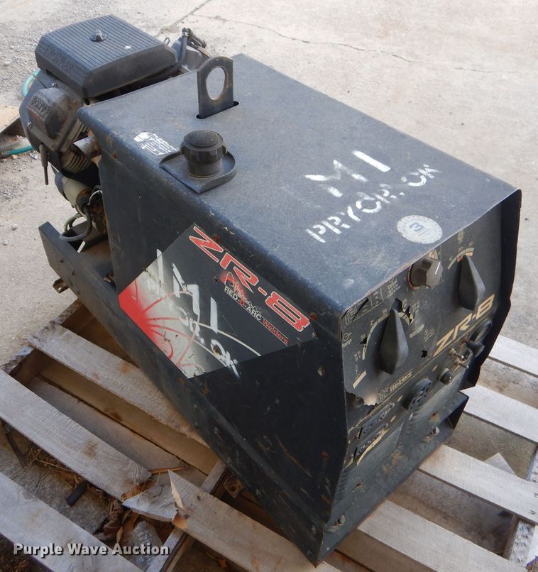 image for item GN9239 Red-d-arc ZR-8 welder