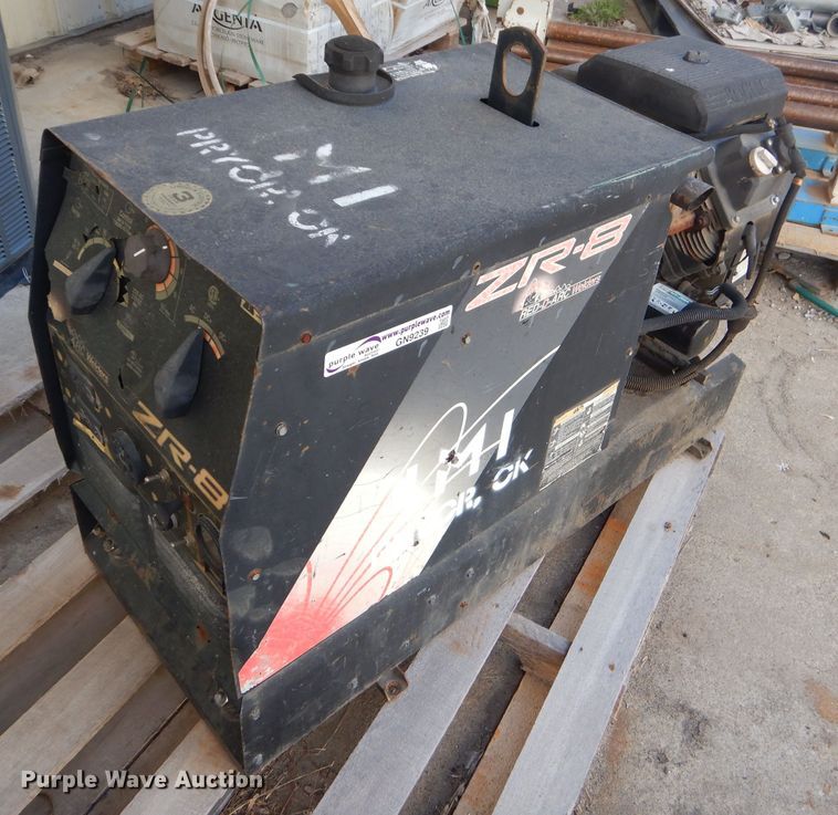 image for item GN9239 Red-d-arc ZR-8 welder