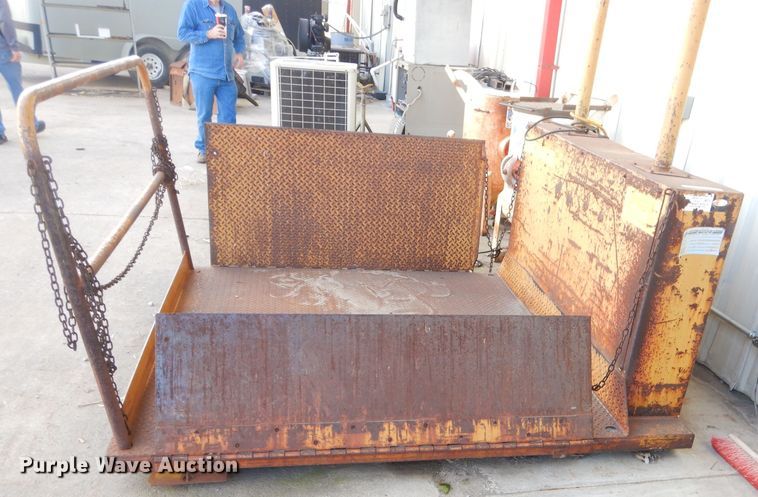 image for item GN9240 Equipment Company of America lift