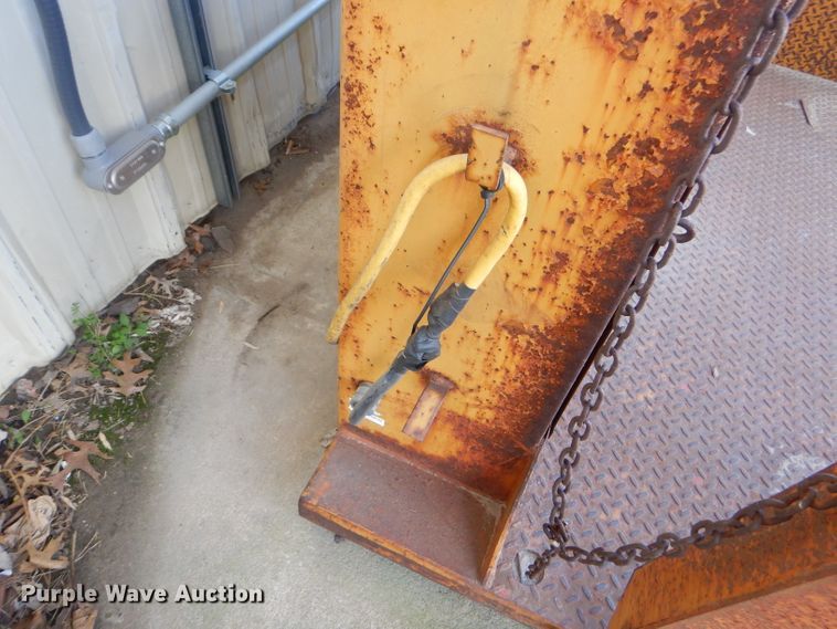 image for item GN9240 Equipment Company of America lift