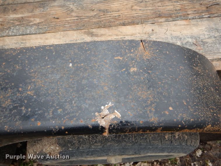 image for item GO9549 2005 J&W utility trailer