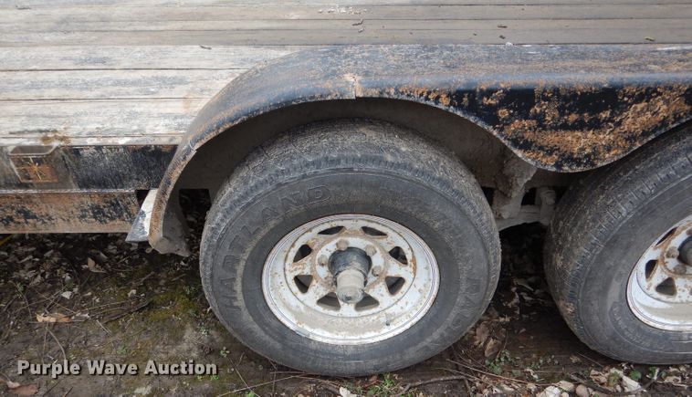 image for item GO9549 2005 J&W utility trailer