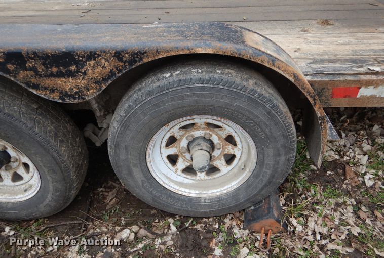 image for item GO9549 2005 J&W utility trailer