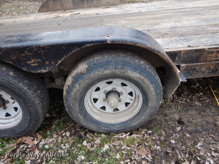 image for item GO9549 2005 J&W utility trailer