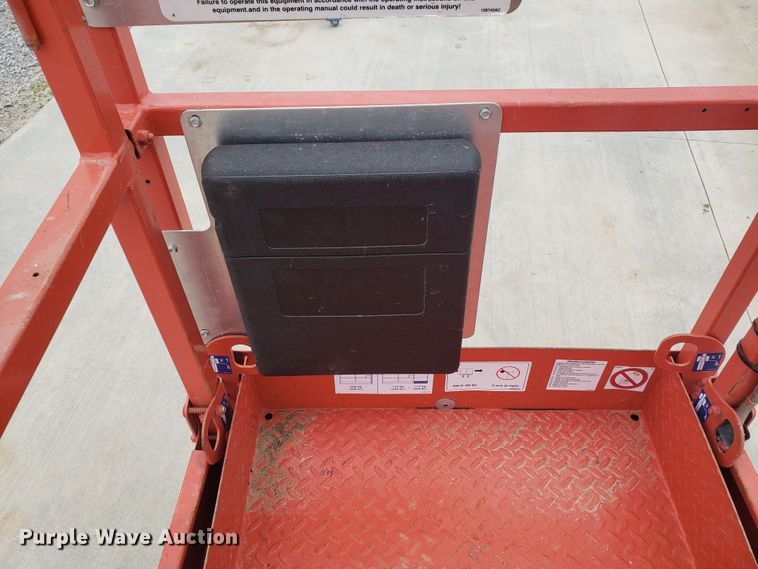 image for item GP9017 Skyjack SJIII 3219 scissor lift