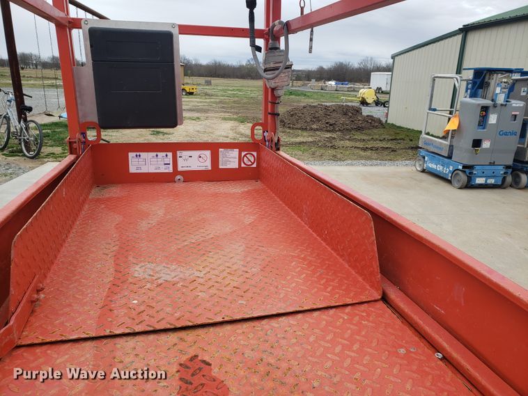 image for item GP9017 Skyjack SJIII 3219 scissor lift