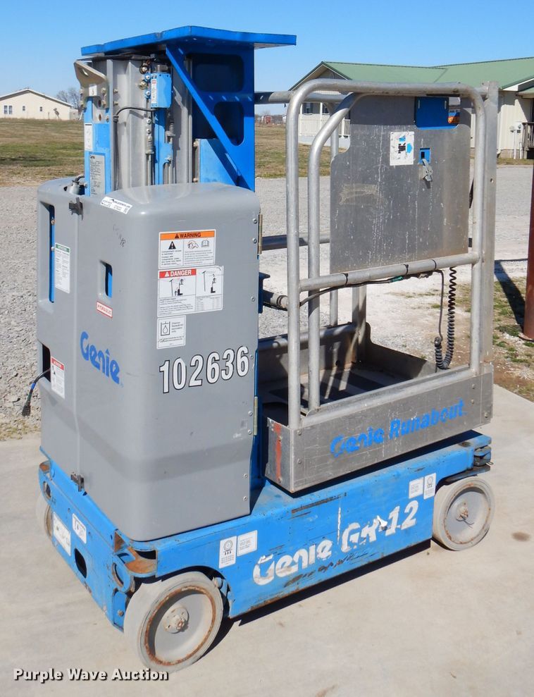 image for item GT9222 2013 Genie GR-12 vertical lift