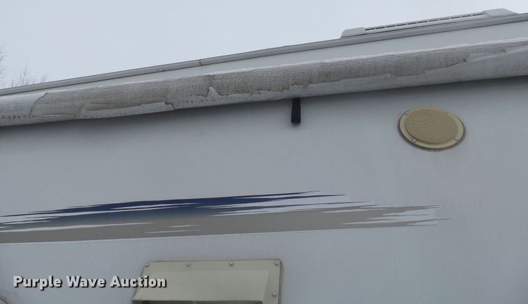 image for item GV9751 2008 Keystone 252RL  camper