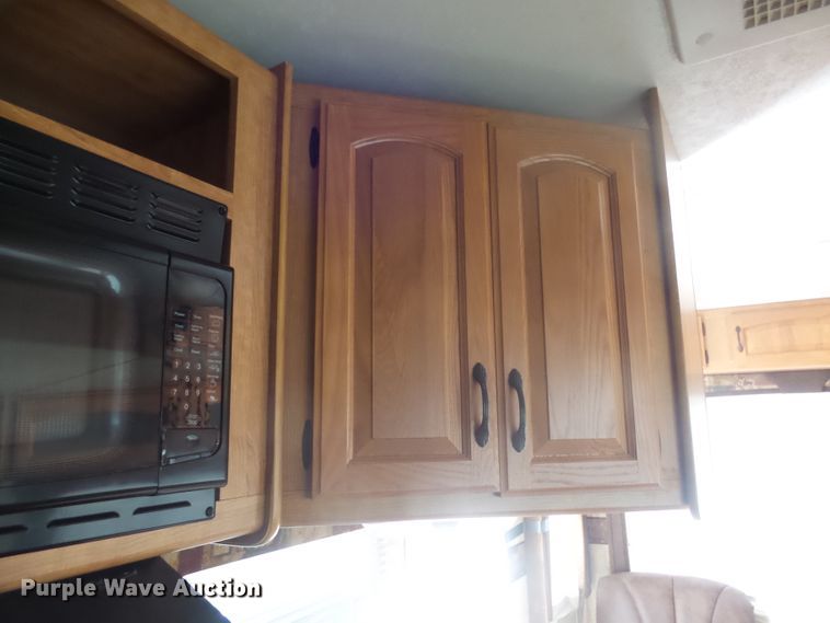 image for item GV9751 2008 Keystone 252RL  camper