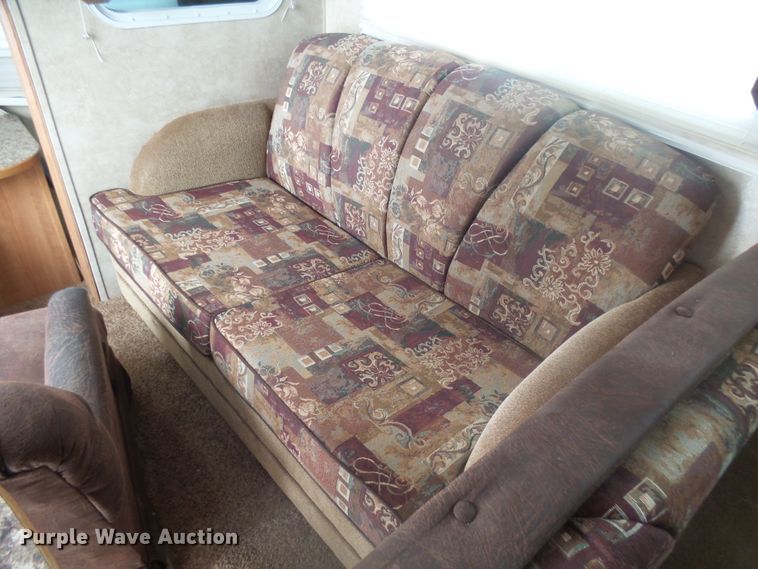 image for item GV9751 2008 Keystone 252RL  camper