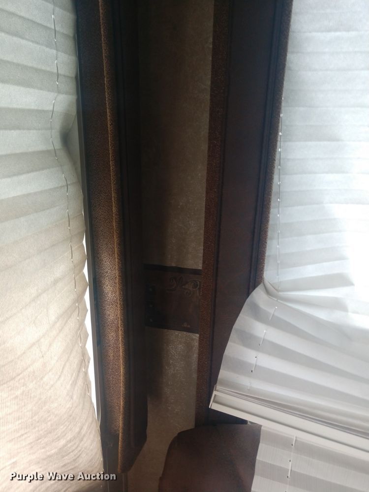 image for item GV9751 2008 Keystone 252RL  camper