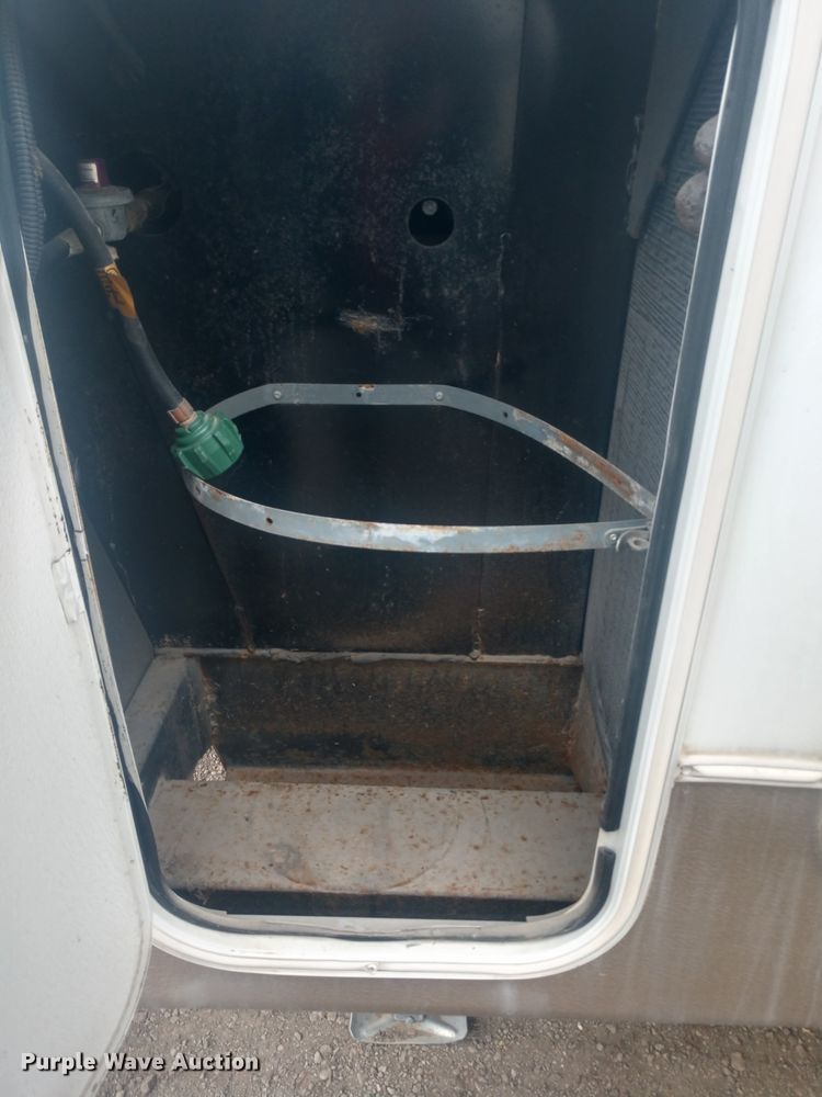 image for item GV9751 2008 Keystone 252RL  camper