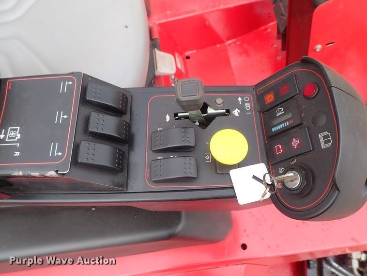 image for item GW9302 Toro Groundsmaster 4000-D ZTR lawn mower