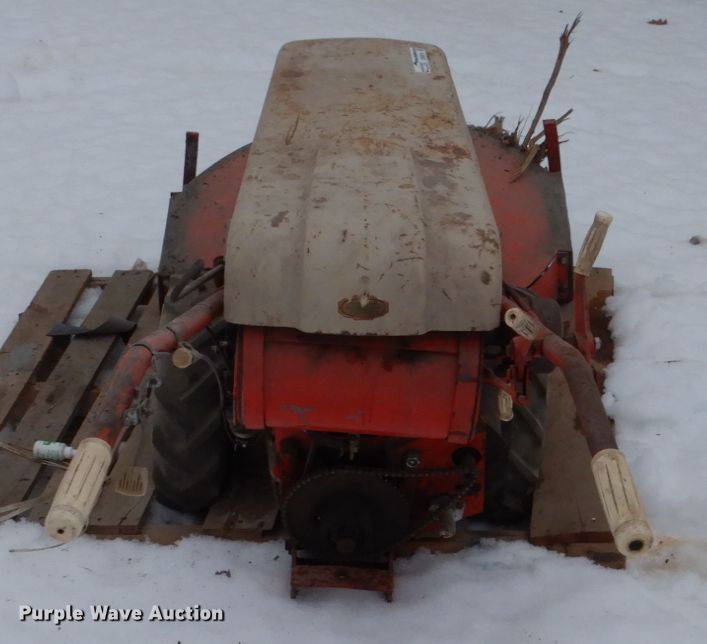 image for item GW9579 Gravely L8 lawn mower