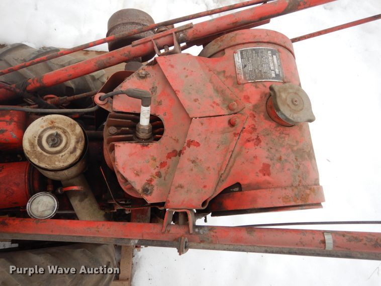 image for item GW9579 Gravely L8 lawn mower