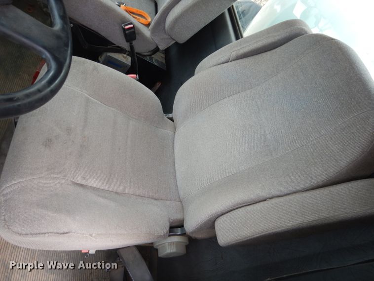 image for item GW9622 2004 Kenworth T300 propane delivery truck