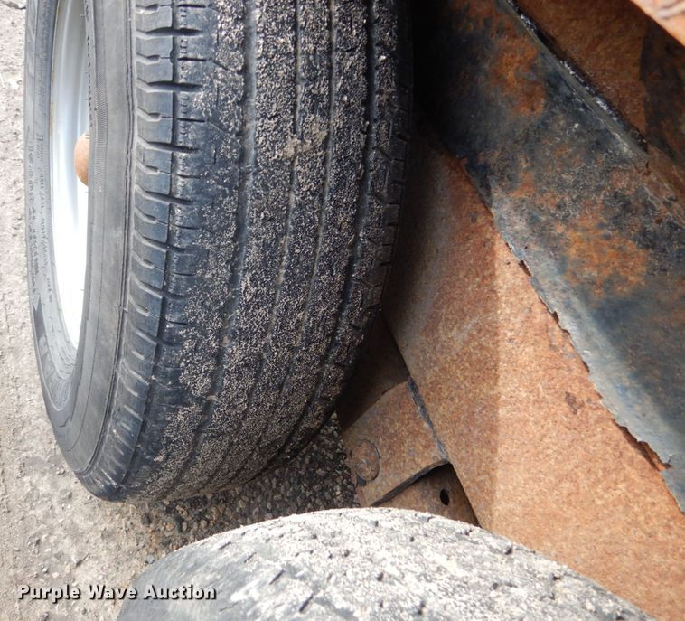 image for item GW9635 2011 Longhorn dump trailer