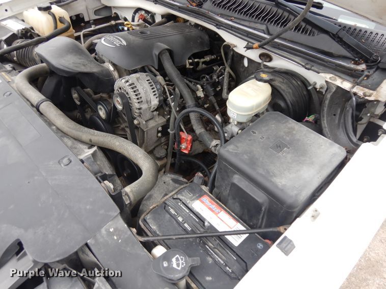 image for item GX9981 2005 Chevrolet Silverado 1500  pickup truck