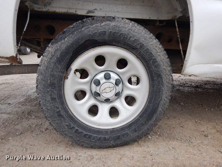 image for item GX9981 2005 Chevrolet Silverado 1500  pickup truck