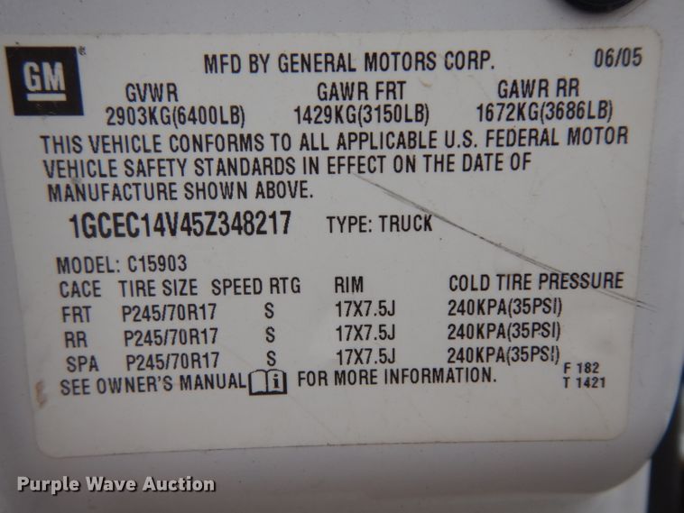 image for item GX9981 2005 Chevrolet Silverado 1500  pickup truck