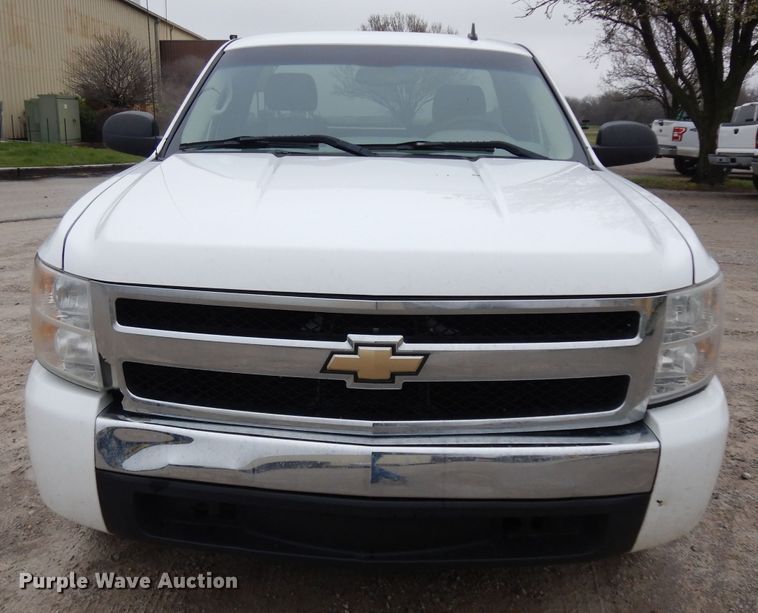 image for item GX9983 2007 Chevrolet Silverado 1500  pickup truck