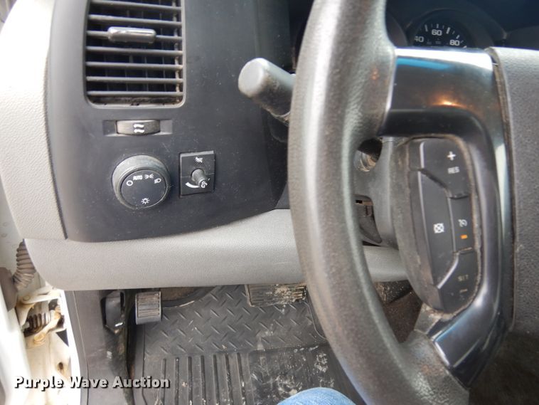 image for item GX9983 2007 Chevrolet Silverado 1500  pickup truck