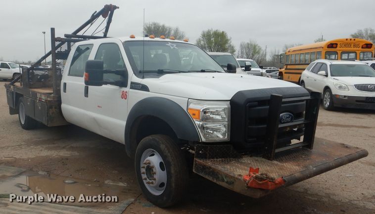 image for item HC9001 2016 Ford F550 winch truck