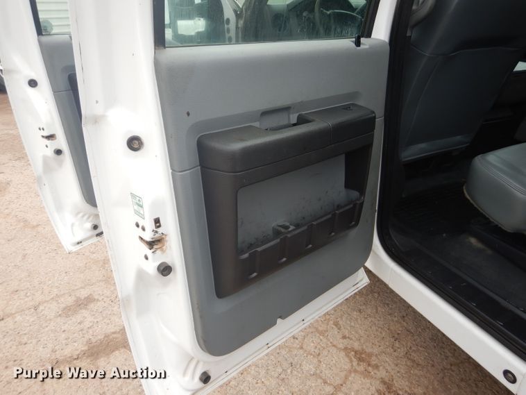 image for item HC9001 2016 Ford F550 winch truck