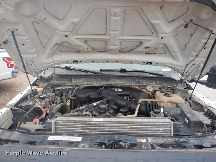 image for item HC9001 2016 Ford F550 winch truck