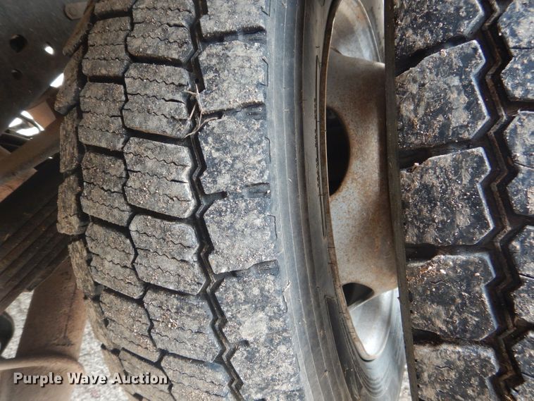 image for item HC9001 2016 Ford F550 winch truck