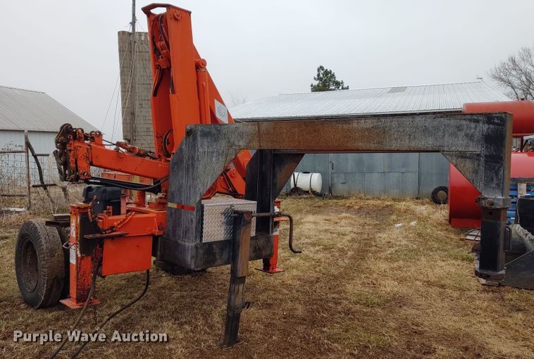 image for item K6357 1988 IMT 4825 crane