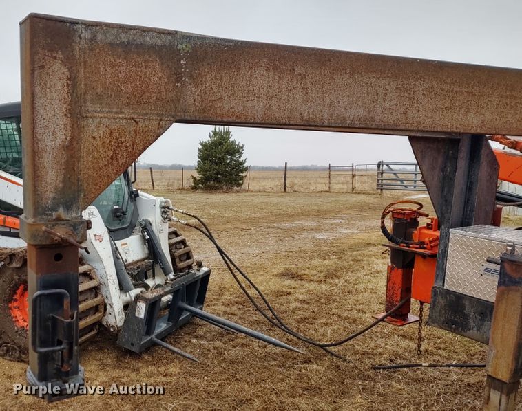 image for item K6357 1988 IMT 4825 crane