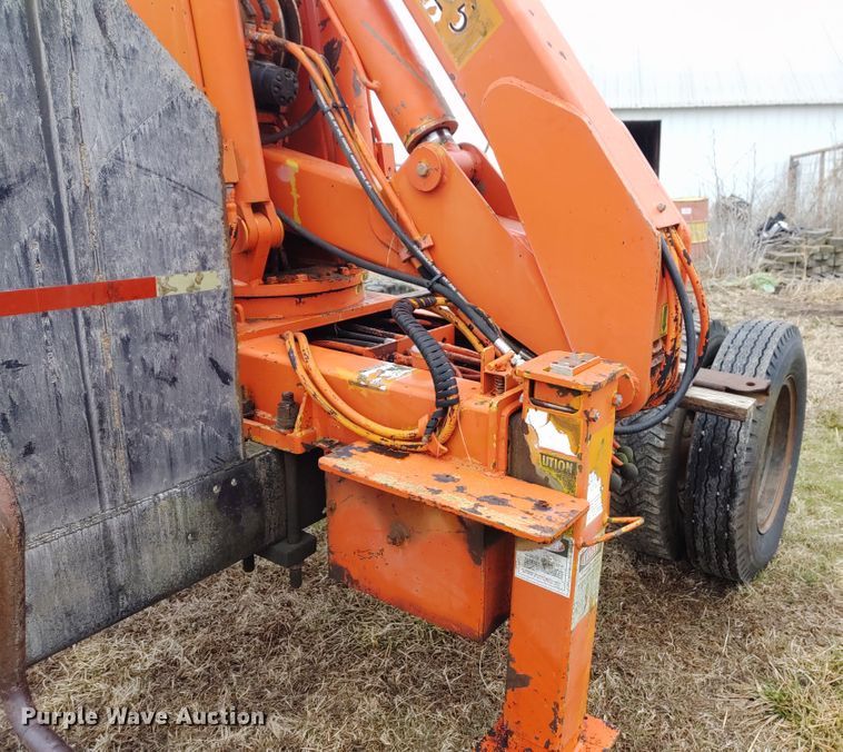 image for item K6357 1988 IMT 4825 crane