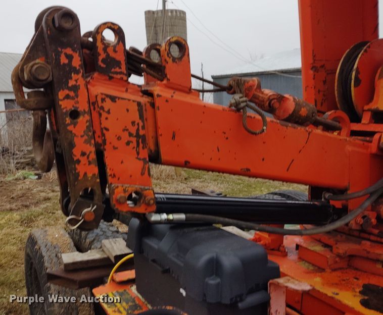 image for item K6357 1988 IMT 4825 crane