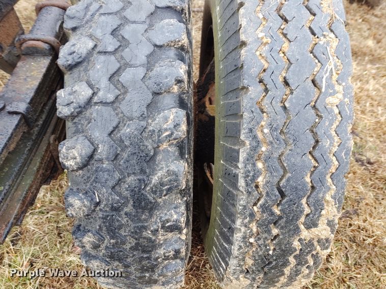 image for item K6357 1988 IMT 4825 crane