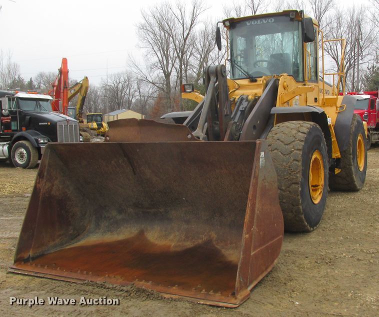 image for item DA8355 2004 Volvo L120E  wheel loader