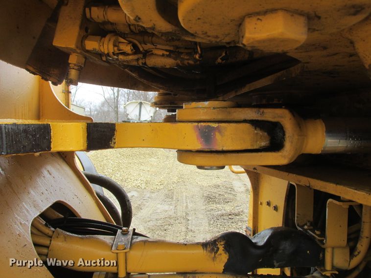 image for item DA8355 2004 Volvo L120E  wheel loader