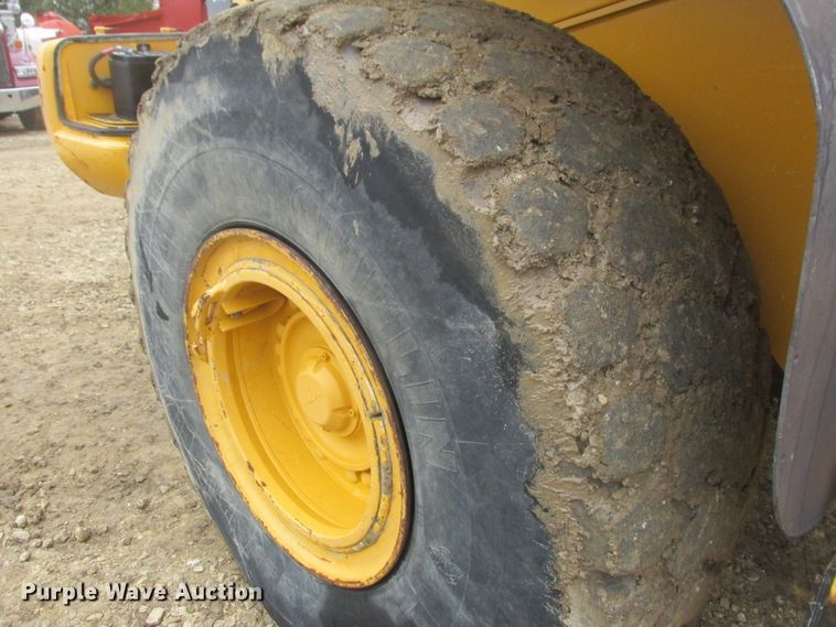 image for item DA8355 2004 Volvo L120E  wheel loader