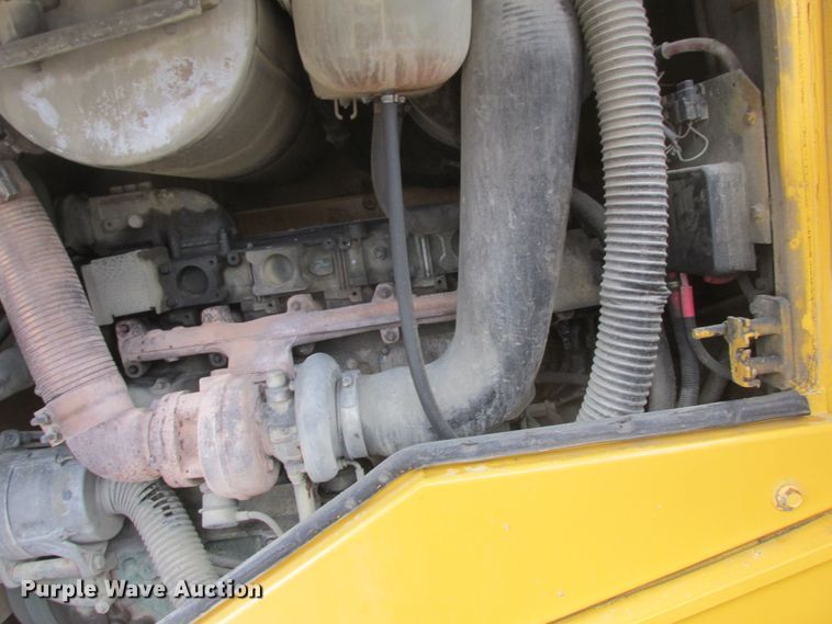 image for item DA8355 2004 Volvo L120E  wheel loader