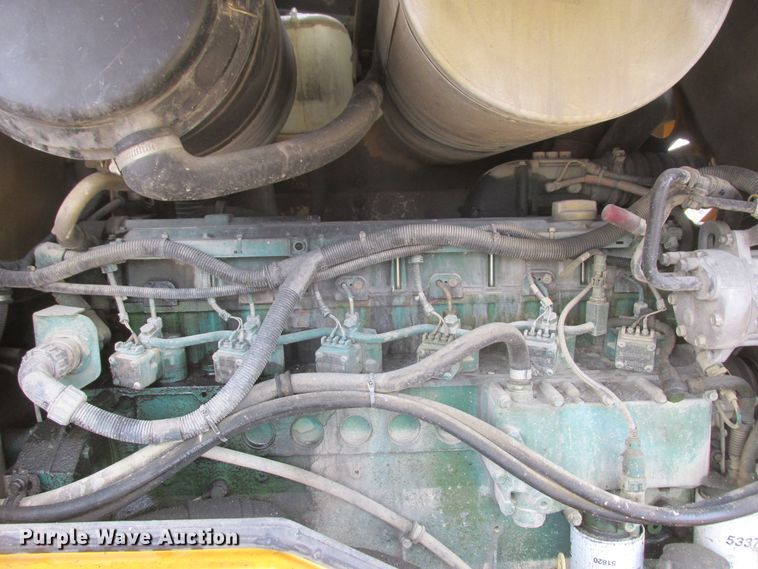 image for item DA8355 2004 Volvo L120E  wheel loader