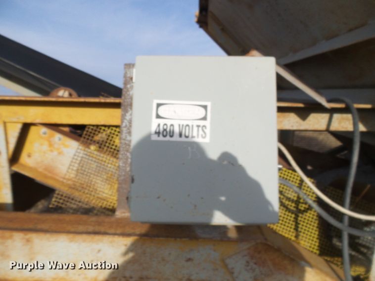 image for item DD1959 Conveyor and hopper bin