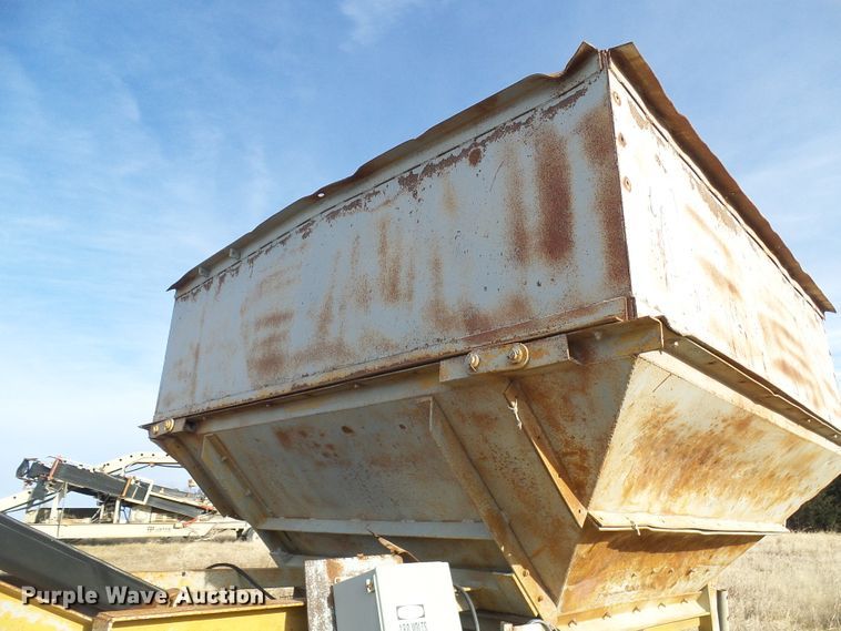 image for item DD1959 Conveyor and hopper bin