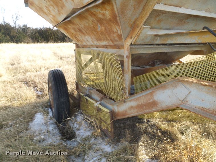 image for item DD1959 Conveyor and hopper bin