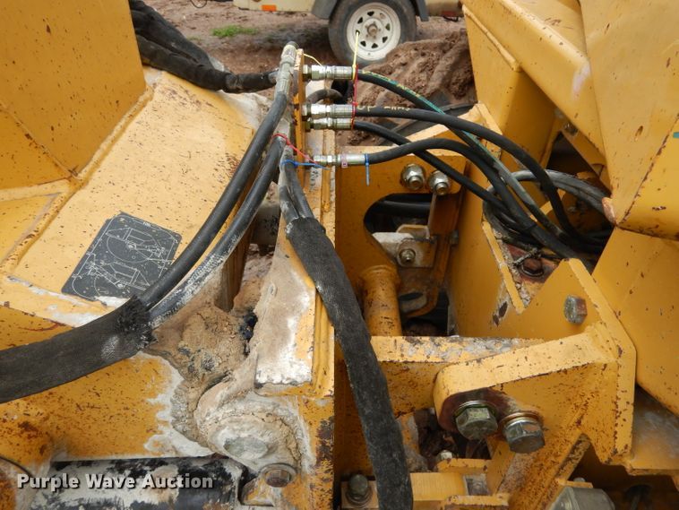 image for item DF2628 2005 Vermeer V120 rock saw