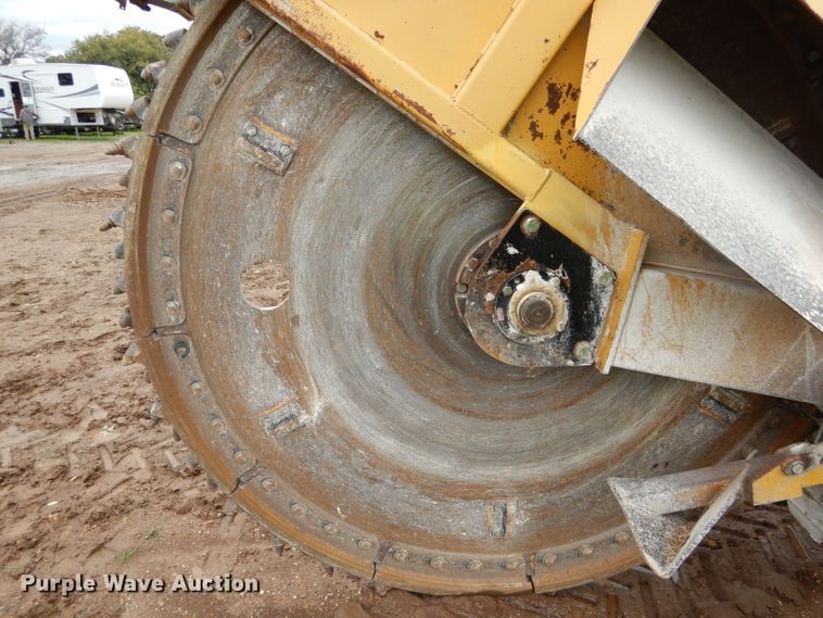 image for item DF2628 2005 Vermeer V120 rock saw