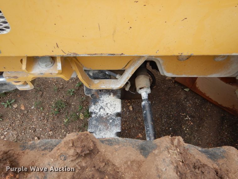 image for item DF2628 2005 Vermeer V120 rock saw